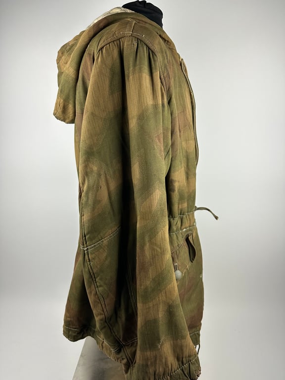 WW2 German Wehrmacht Reversible Camouflage Winter Parka.