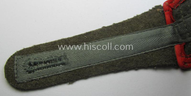 Single, later-war-period (ie. so-called: 'M44'-pattern-), simplified, WH (Heeres) NCO-type shoulderstrap as was intended for usage by an: 'Uffz. eines (Sturm)Art.-Regiments'