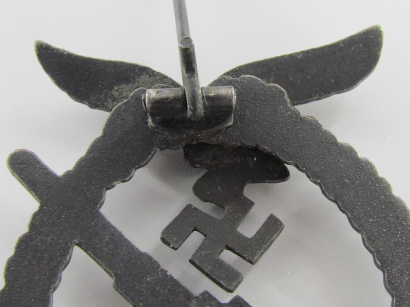 Luftwaffe Flak Abzeichen ( Flak Artillery War Badge )