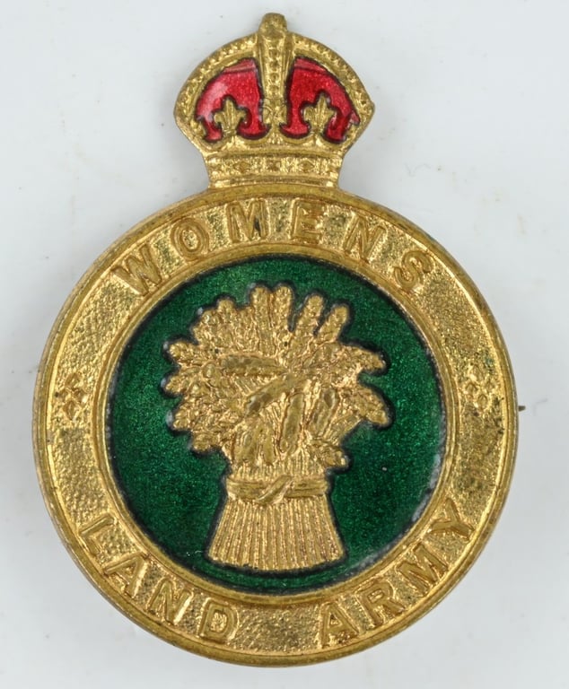 British WW2 Women's Land Army Badge