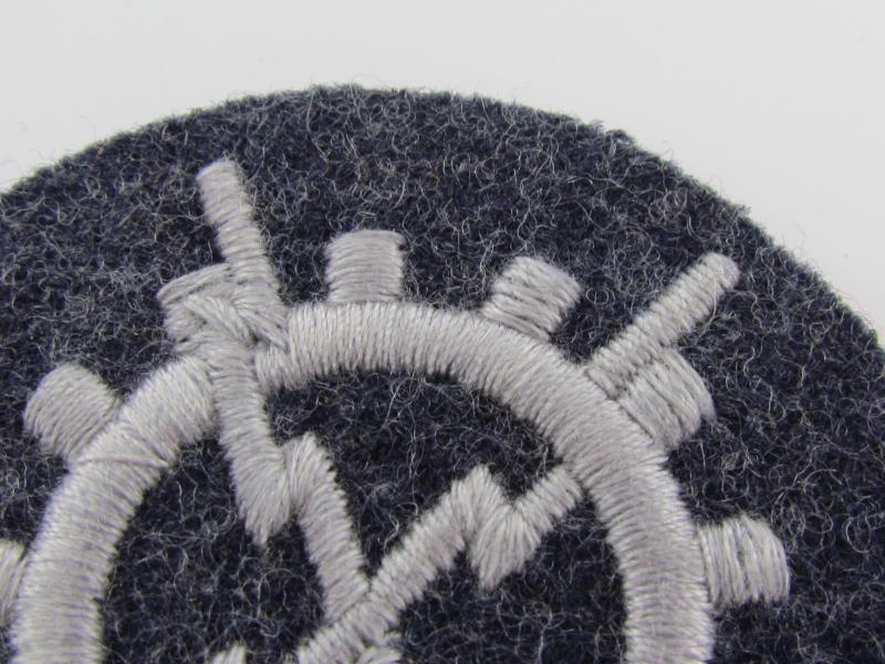 Luftwaffe Signals Equipment Trade Patch