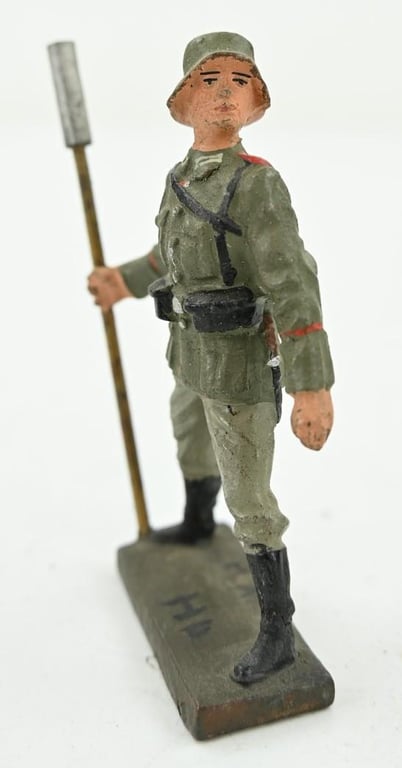 German Lineol Toy Figure 'Der Spiess'