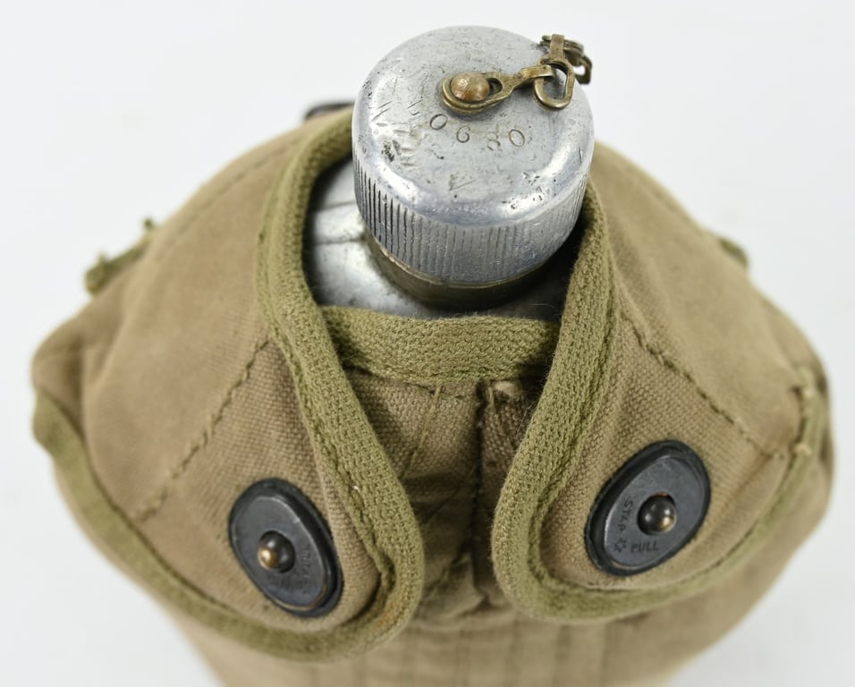 US M-1941 Cavalry/Paratrooper Canteen