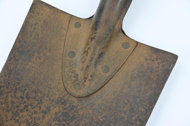 German RAD Ideal Shovel