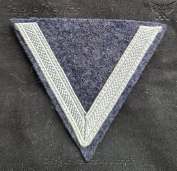 Luftwaffe ‘Gefreiter’ rank chevron
