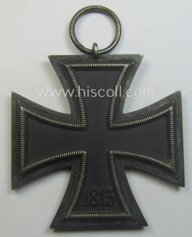 'Eisernes Kreuz II. Klasse' being a (typical) non-maker-marked example by a (by me) unidentified maker (ie. 'Hersteller')