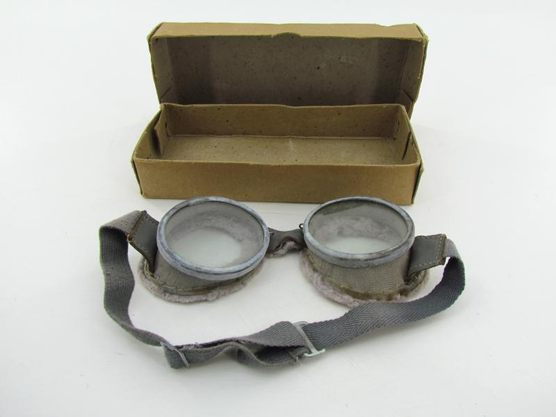 British WWII Dispatch Rider & Driver Goggles in Box