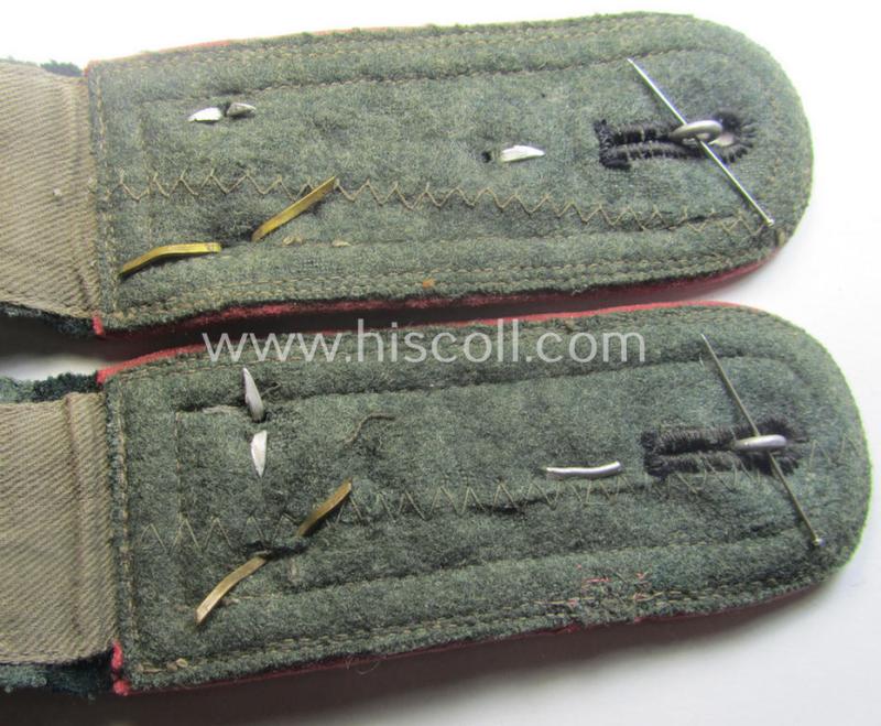 Pair of WH (Heeres), early-war period- (ie. 'M40'-pattern) typically 'standard-issued', NCO-type shoulderstraps as was specifically intended for a: 'Stabsfeldwebel o. Spiess  eines Panzerjäger-Abts.'
