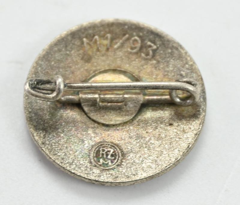 German NSDAP Party Member Badge 'M1/93'