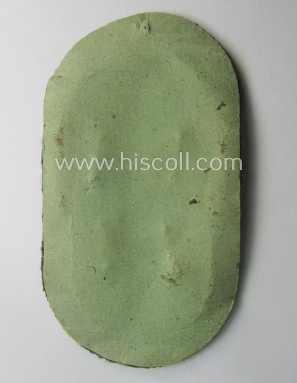 Superb - and fairly scarcely encountered! - example of a WH (Heeres ie. Waffen-SS) 'Demjansk'-campaign-shield as executed in typical magnetic metal (ie. so-called: 'Eisenblech') and that comes in an overall very nice- ie. fully untouched, condition