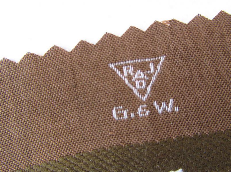 Very nice - and actually scarcely encountered! - RAD (ie. 'Reichsarbeitsdienst') sleeve-badge (or: 'Dienststellenabzeichen') as intended for all (lower-ranked-) staff at: 'Reichsleitungs'-level - very nice (virtually mint-/unissued-) condition! 