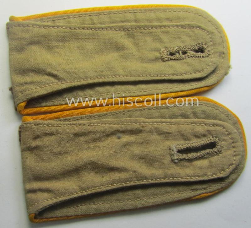 Pair of WH (Luftwaffe) 'tropical-styled' shoulderstraps (as was specifically for usage on the tropical-shirts ie. tunics) as was intended for usage by an: 'Uffz. der Flieger- o. Fallschirmjäger-Trpn.'