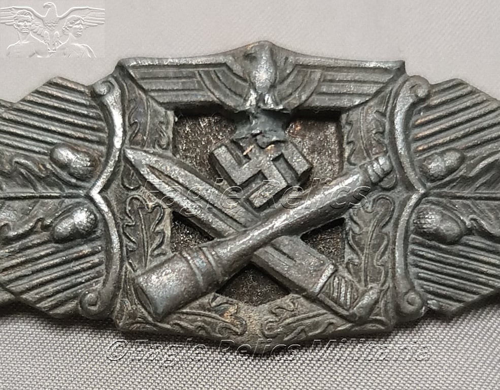 Six Dot Close Combat Clasp in Bronze