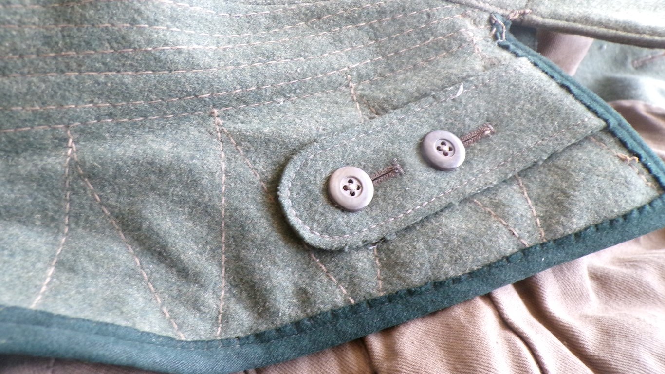 M36 Greatcoat to a Hauptmann Jäger