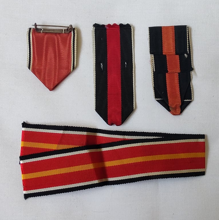 Original WWII German set of 4 medal ribbons