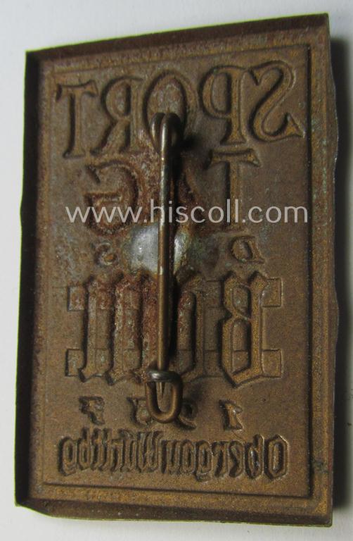 HJ/BDM (ie. 'Hitlerjugend' or: 'Bund Deutscher Mädel') day-badge (ie. 'tinnie' or: 'Veranstaltungsabzeichen') depicting a 'BDM-Leistungsabzeichen' surrounded by the text: 'Sporttag des BDM 1937'