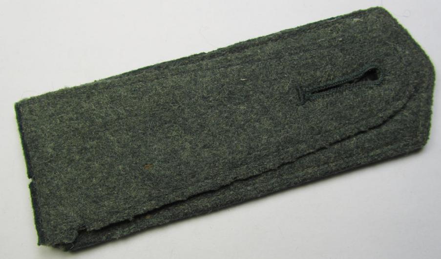Single, early- (ie. pre-war-) period, WH (Heeres) 'cyphered' (pointed-styled-), NCO-type (ie. 'M36'-pattern-) shoulderstrap, as was intended for usage by an: 'Unteroffizier des Wehr-Ersatzdienstelle im Wehrkreises VI'