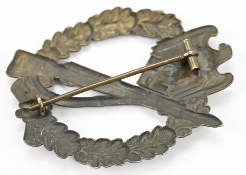 German Infantry Assault Badge in SIlver 'Hollowback'