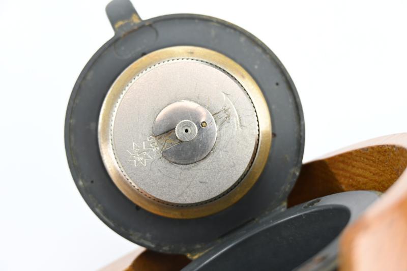 German LW Stations uhr/ Funkraum uhr FL25591