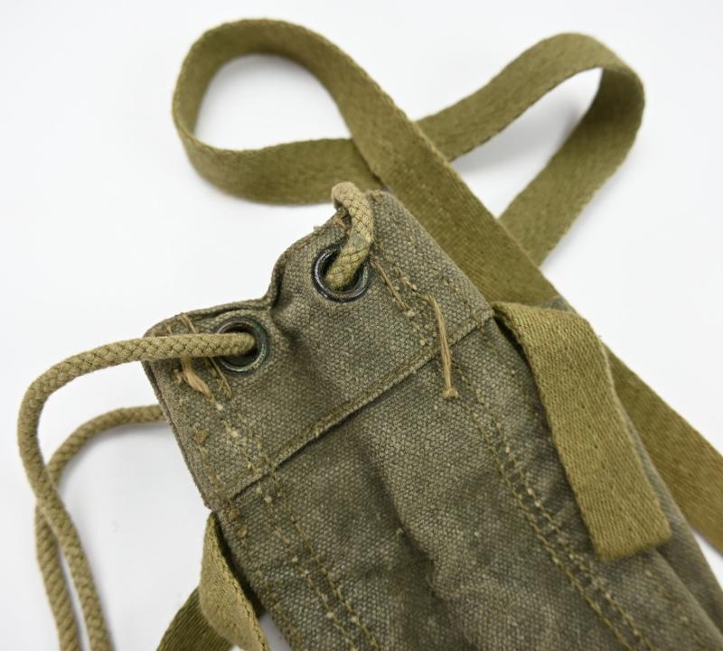 USAAF WW2 2 Emergency Oxygen Cylinder Bailout Bottle Pouch