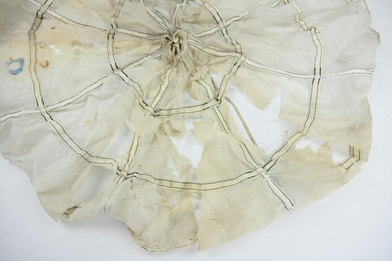 US WW2 Artillery Parachute 66cm