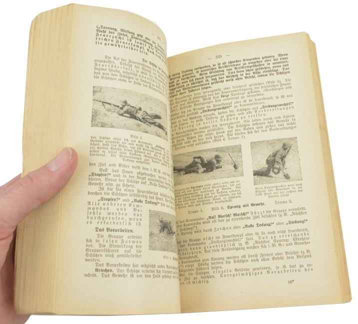 German WH Handbook Reibert 'Nachrichtensoldaten'