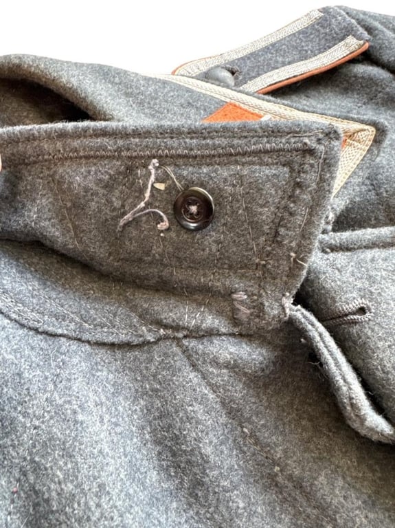 Luftwaffe Signals ( Nachrichten ) NCO Fliegerbluse with Afrika Cufftitle