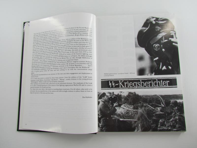 Book : Divisionen der Waffen-SS im Einsatz 1940-1945