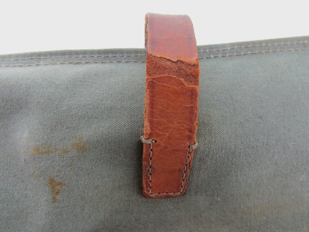 Shelter Quarter Equipment (Zeltbahn Ausrüstung) Pouch with "Teno" Stamp