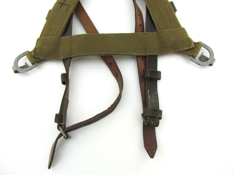 Wehrmacht A-frame ‘Sturmgepack’ by Sedina Lederwerke 1940