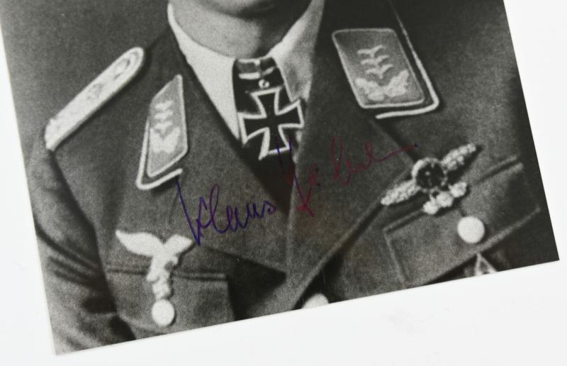 Signature of Luftwaffe KC Recipient 'Klaus Häberlen'