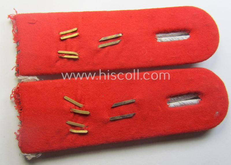 Pair of neatly 'cyphered', WH (Luftwaffe) officers'-type shoulderboards: 'Leutnant des Festungs-Flakartillerie-Abtlgs o. Rgts. 31'