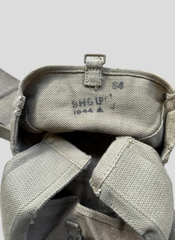 British WWII Vickers-K Magazine Pouches -1944-