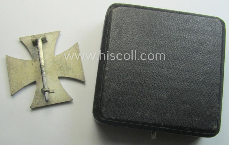 'Eisernes Kreuz 1. Klasse' (ie. Iron Cross 1st class) being an (I deem) mid-war-period produced: 'L/52'- (ie. by 'C.F. Zimmermann'-marked-) example and that comes complete in its specific etui