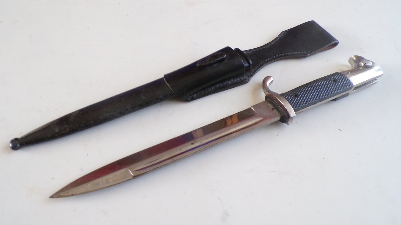 Short Slim-Blade KS98 Dress Bayonet  Hörster