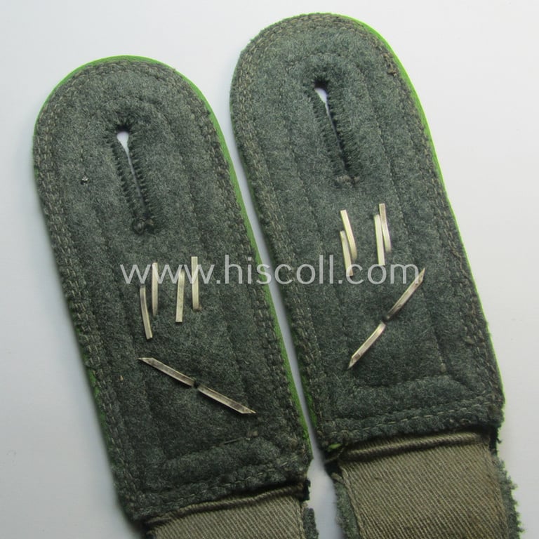 Superb pair of neatly 'cyphered', mid- (ie. later-war-) period (ie. 'M40'-pattern), WH (Heeres) NCO-type shoulderstraps: 'Feldwebel des Grenadier-Rgts. 10'