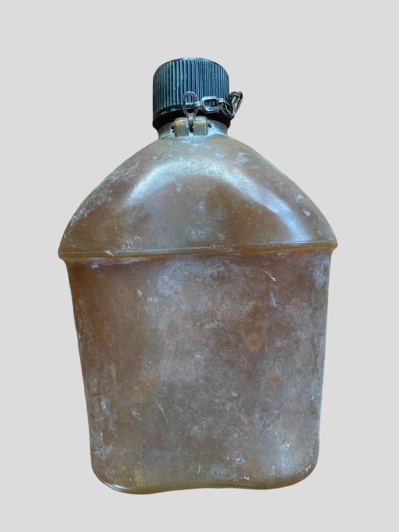 U.S. Experimental Plastic Canteen -1943-
