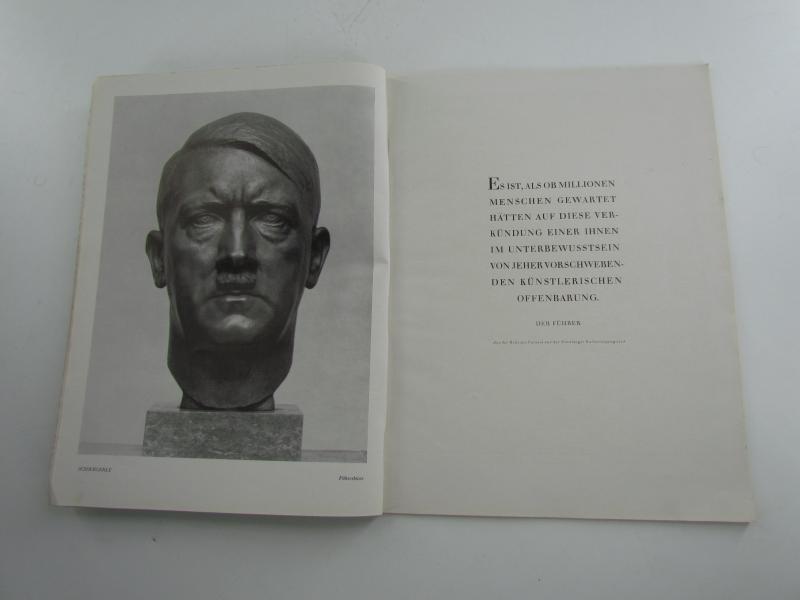 Book : Kunst dem Volk  ( "Art to the People")  1941