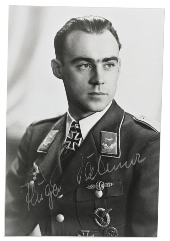 Signature of Luftwaffe KC-OLC Recipient 'Hugo Dahmer'
