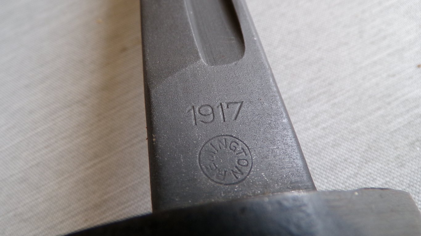 French Foreign Legion Paratrooper Combat dagger