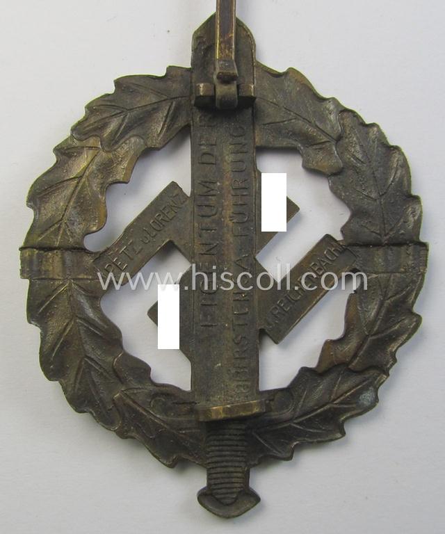 Attractive - and I deem early- (ie. mid-war-) period example of an: 'SA-Sportabzeichen in Bronze', being a nicely (and unusually!) maker- (ie. 'Petz u. Lorenz - Reichenbach'-) marked example that comes in an overall nice condition