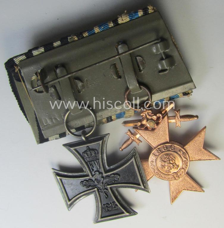 WWI-period, so-called: 'Doppelspange' (being of the neat 'detachable'-pattern!) showing resp. a: 'Bayern Militär-Verdienstkreuz 3. Kl. mit Schwn.' and a WWI-pattern: 'EK II. Klasse'