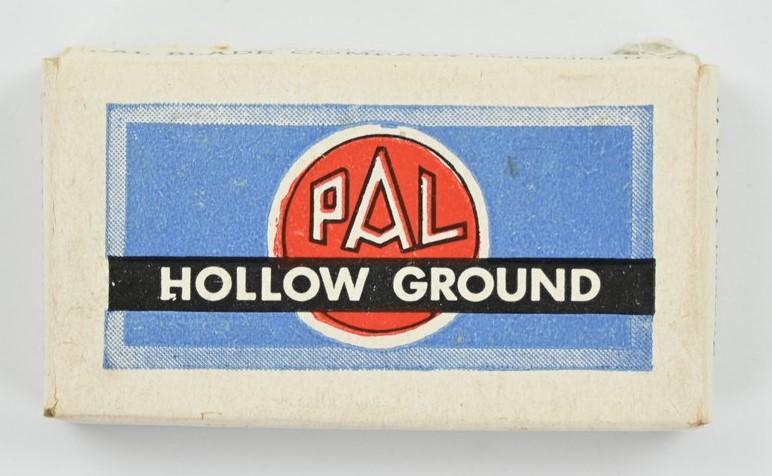 US WW2 Red Cross Issued Razor Blades