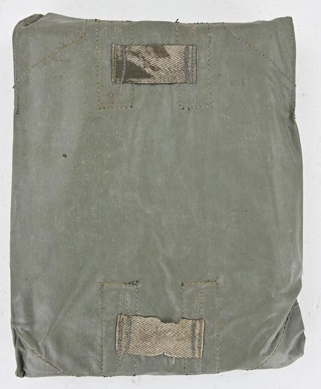 German WH M31 Gascape with Pouch