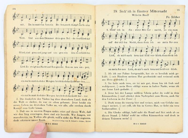 German WH Marching Songs Pocket Book