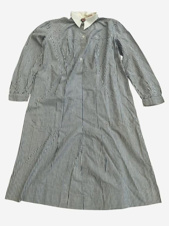 DRK 'Helferin' Uniform Complete with Shoes