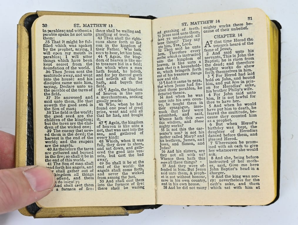 US WW2 Shield Bible