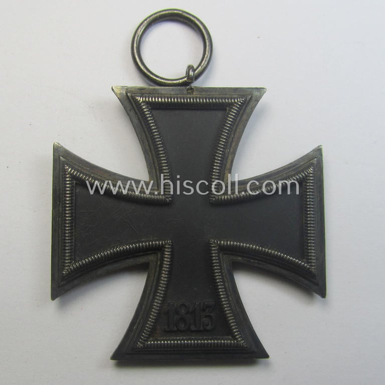 'Eisernes Kreuz II. Klasse' being a (typical) non-maker-marked example by a (by me) unidentified maker (ie. 'Hersteller')