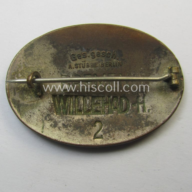 Attractive - and rarely seen! - DRK (ie. 'Deutsches Rotes Kreuz'): nurses'-badge entitled: 'Hilfsschwester' being an oval-shaped- and/or maker-marked specimen showing an engraved bearers'-number: ('2') and towns'-name: 'Bremen - Willehad-H.'