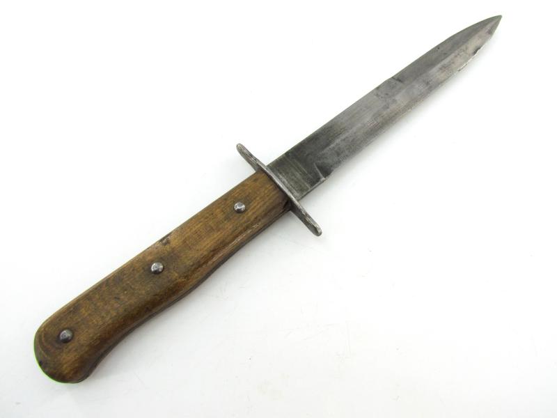 Luftwaffe combat boot knife or Stiefelmesser marked L6